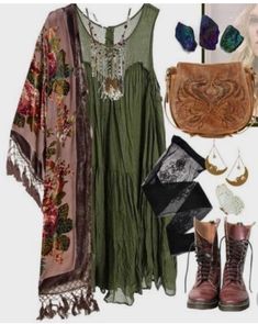 Free People Outfits Spring, Witch Boho Fashion, Green Witch Style, Green Boho Outfits, Green Witch Clothes, Teacher Boho Outfits, Colorful Witch Outfit, Hippy Witch Aesthetic, Fall Witch Aesthetic Outfits