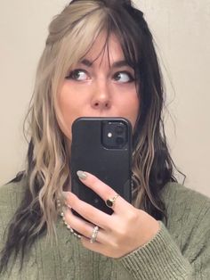 Blonde Split Bangs, Blonde Underneath Hair With Bangs, Quarter Section Dyed Hair, Color Blocking Hair Side Part, Two Toned Shag Hair, Alternative Hair Blonde, Quarter Dyed Hair Blonde And Brown, Blonde Hair Split Dye, Half Grey Half Brown Hair