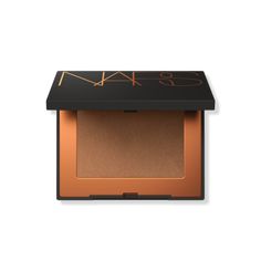 Brand New In Box Nars Mini Laguna Bronzing Powder Creates Instant Warmth And A Long-Wearing Natural Glow, In Five Talc-Free And Travel-Friendly Shades. Nars Bronzer, Shimmer Bronzer, Nars Laguna, Nars Makeup, Nars Blush, Xmas Wishes, Makeup Bronzer, Bronzing Powder, Neutral Undertones