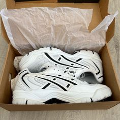 Asics Gel Rally Point Volleyball Athletic Shoes Black White Nib Volleyball Shoes Black, White Asics, Shoes Black And White, Shoes Asics, Volleyball Shoes, Asics Shoes, Asics Women, Asics Gel, Shoes Black