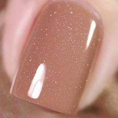 Portfolio - Soft Camel Holographic Nail Polish by ILNP Ilnp Nail Polish, Nine To Five, Holographic Nail Polish, Toenail Polish, Sparkle Nails, Shellac Nails, Holographic Nails, Chic Nails, Artificial Nails