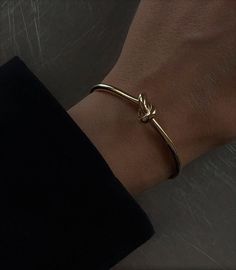 Minimal Statement Jewelry, Etsy Gold Earrings, Knot Bangle, Dope Jewelry, 가을 패션, Girly Jewelry, Jewelry Inspo