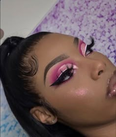 Pink And White Makeup Looks Black Women, Pink Black And White Makeup, Homecoming Makeup Black Women, Barbie Makeup Black Women, Pink And White Makeup Looks, Hot Pink Makeup Looks Black Women, Pink Diamond Makeup, Pink Makeup Looks Black Women, Birthday Makeup For Black Women