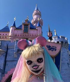 Short Grunge Hair, Pastel Goth Fashion, Pastel Grunge, Alternative Makeup, Edgy Makeup, Princess Castle, Fantasy Makeup