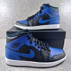 Nike Air Jordan 1 Mid Black Hyper Royal Blue Toe Sneakers - Men's Sizes 8/8.5/10.5 - Brand New With Box Elevate Your Sneaker Collection With The Nike Air Jordan 1 Mid Black Hyper Royal Blue Toe Sneakers. These Sneakers Are Available In Men's Sizes 8, 8.5, And 10.5, And They Come Brand New With The Original Box. Expect Swift Shipping. I'll Ship Your Order The Same Or Next Day After Purchase. Shop With Confidence From A Trusted Seller With Excellent Reviews. #Nike #Airjordan1 #Sneakers #Blackhyper Air Jordan 1 Women, Jordan 1 Mid Black, Air Jordan 1 Mid Black, Blue Toes, Blue Jordans, All Nike Shoes, Nike Air Jordan 1 Mid, Youth Shoes, Womens Jordans