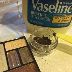 Learning to Sew - Easy and cheap “dirt” makeup Plastic Knife, Learning To Sew, Dirt Makeup, Makeup Tumblr, Zombie Makeup, Petroleum Jelly, Special Effects Makeup, Disposable Plates, Eye Shadows