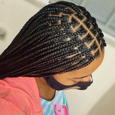 Feb 22, 2021 - This Pin was discovered by neide goncalves. Discover (and save!) your own Pins on Pinterest Hairstyles Braidings, Medium Knotless Braids Hairstyles, Medium Box Braids