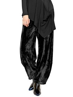 Velvet Pants by Alembika  Fall 2016 Velvet Knit, Slouchy Top, Velvet Clothes, Velvet Pants, High Rise Pants, Fall 2016, Street Styles, Chinos Pants, Soft Velvet