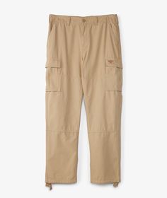 Founded in 1922, Dickies is a brand with a rich history rooted in workwear that has evolved into a timeless streetwear staple. Introducing the Johnson Cargo Pants for Fall/Winter 2024, these beige pants are a must-have for any fashion-forward individual. Known for their durability and functionality, the Johnson Cargo Pants are perfect for the urban explorer. The Pantalones feature multiple pockets for convenience and a comfortable fit for all-day wear. Elevate your wardrobe with Dickies and shop these stylish cargo pants on SVD now. Timeless Streetwear, Stylish Cargo Pants, Urban Explorer, Balloon Pants, Knee Pants, Beige Pants, Duck Canvas, Fall Winter 2024, Utility Pants