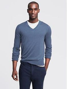 Silk Cotton Cashmere Vee Pullover | Banana Republic Business Casual Cotton V-neck Tops, Cashmere V-neck Top For Work, V-neck Cashmere Tops For Workwear, V-neck Sweater For Business Casual, Spring V-neck Sweater For Business Casual, Cotton V-neck Tops For Business Casual, Empower Women, V Neck Sweater, Vneck Sweater