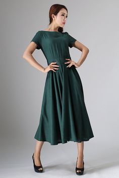 Elegant Cotton A-line Vintage Dress, 1950s Style Fit And Flare A-line Vintage Dress, Solid Color A-line Retro Vintage Dress, Solid Color Retro A-line Vintage Dress, Retro Solid A-line Vintage Dress, Classic Green Cotton Dress, Solid Color A-line Vintage Midi Dress, Summer A-line Vintage Dress, Solid A-line Vintage Midi Dress