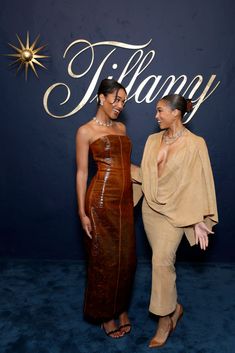 Classy Party Aesthetic, Party Aesthetic Friends, Movie Fashion Outfits, Laura Harrier, Classy Party, Long Summer Dresses Maxi, Aesthetic Friends, Classy Outfits For Women