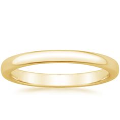 a plain wedding ring in yellow gold