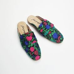 Free People Brocade At Ease Size 36 New In Box. It Has A Vibrant Floral Brocade Patterns With Stunning Vintage Style To A Streamlined Loafer. 1" Heel Textile Upper/Leather Lining/Rubber Sole Imported The Casual Loafer Has A Variety Of Colors Such As Blue, Green, Red, And Black. Made In Spain Multicolor Closed Toe Loafers For Spring, Multicolor Flat Heel Loafers For Spring, Spring Multicolor Closed Toe Loafers, Free People Shoes, Casual Loafers, Gucci Mules, Red And Black, Flat Shoes Women, Loafer Flats