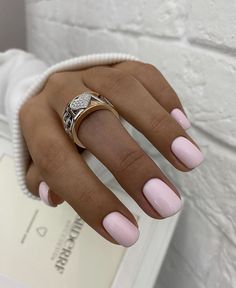 February Nails Solid Color, White Pink Short Nails, Short White Pink Nails, Semipermanent Nails Ideas, Square Nails Colors, Pink French Gel Nails, Valentines Day Nails Solid Color, Baby Pink Gel Nails, Ballet Pink Nails Gel