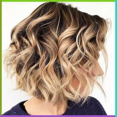 Messy Beachy Waves #beachwaves #shorthair #hairstyles ❤ Everyone wants to get beach waves for short hair. And we know how you can do it in different ways! Check out the handy tricks, ideas, and tutorials. #lovehairstyles #hair #hairstyles #haircuts Messy Waves Short Hair, Beachy Waves Short Hair, Wave Bob Hairstyles, Short Beach Hair, Beach Waves For Short Hair, Short Hair Waves, Hair Pics, Perfect Hair Color, Curled Hair