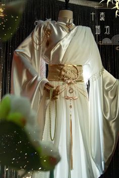 Goddess Outfit Male, Angelic Outfits Aesthetic Male, Sun God Outfit Male, Greek Robes Men, Sun Outfit Aesthetic Male, Angel Robes Male, Angel Male Outfit, Sun Themed Outfits Male, White Robes Fantasy Male