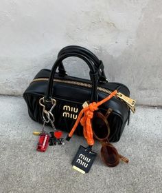 Miu Miu Bag, Hot Bags, Girly Bags, Pretty Bags, Casual Chic Outfit, Bag Trends, Essential Bag, 가을 패션, Cute Bags