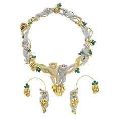 Suite of Monkey Themed Diamond Emerald Jewelry from Elizabeth Taylor Collection   #ArtDecoRing #VintageRings #ArtDecoEngagementRing #TMWJewelsCo Elizabeth Taylor Diamond, Elizabeth Taylor Jewelry, Monkey Jewelry, Diamond Tiara, Jewelry Auction, Royal Jewels, Ruby Jewelry, Elizabeth Taylor, Emerald Jewelry