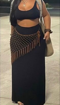 Black Maxi Dress Outfit Ideas, Maxi Dress Outfit Ideas, Black Maxi Dress Outfit, Mode Hippie, Maxi Dress Outfit, Maxi Skirt Outfits