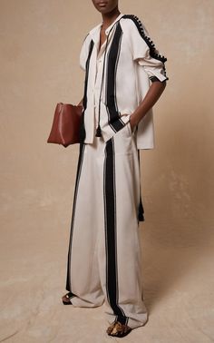 Luxury Casual Pants With Side Stripes, Luxury Wide Leg Pants With Vertical Stripes, Design Details Fashion, Luxury Striped Wide Leg Pants, Luxury Striped Pants, Luxury Wide-leg Pants With Vertical Stripes, Linen Casual Dress, Brown Leather Clutch, Coat Women Fashion