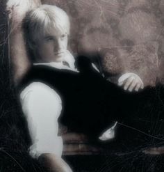 pic edited by me #draco #dracoluciusmalfoy #pfp #aesthetic #icon #potterhead #slytherin #harrypotterfan Slytherin Pfp, Draco Malfoy Icon, Pfp Aesthetic Icon, Paul Atreides