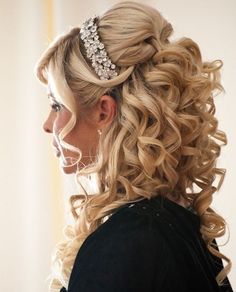 Wedding hair styles - for more amazing tips, tools and local wedding vendors visit us at at http://www.brides-book.com Curly Wedding Hair, Quince Hairstyles