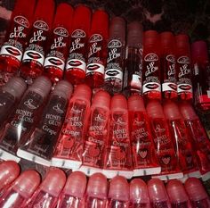 Lip Product Aesthetic, Lip Gloss Red, Red Lip Gloss, Homemade Lip Balm, Lip Gloss Collection, Cool Makeup Looks