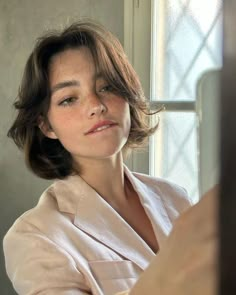 Short Hair All One Length, Short Hairstyle With Layers And Bangs, Short Brown Hair Layered, Short Brown Haircuts Mid Length, Shaggy Short Hair Fine, Really Short Hair With Layers, My Type Girl, Girls With Short Hair Aesthetic, Short Bobs With Curtain Bangs