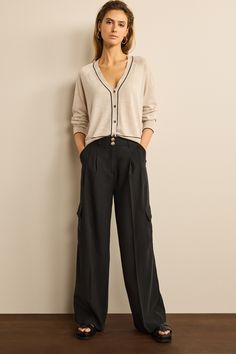 Black Wide Leg Trousers, Smart Trousers, Jean Flare, Printed Trousers, Straight Trousers, Chino Trousers, Denim Leggings, Cargo Trousers, White Tee