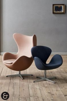 the egg chair and ottoman are both designed to look like they have been made in different colors