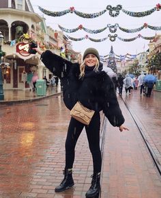 Disneyland Paris Outfit Winter, January Outfits, Valentina Ferragni, Paris Outfit Ideas