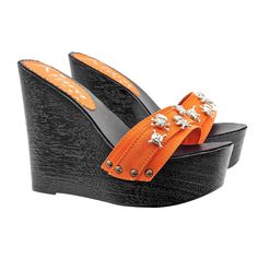 Black wedges Orange upper embellished with silver skulls Padded insole Heel height 13 cm and 4 cm platform Stable and comfortable made entirely in ITALY. Craftsmanship. Skull Heels, Red Clogs, Royal Blue Heels, Clothing Png, Womens Espadrilles Wedges, Dr Shoes, Wedges Heels, Fashion Shoes Heels, Funky Shoes