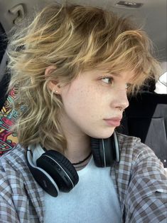 @mariyacerg on instagramv Wolf Cut Women, Short Grunge Hair, Mullet Haircut, Hair Inspiration Short, Hair Stylies, Alternative Hair, Mullet Hairstyle, Short Hair Haircuts