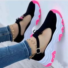 Trendy Cushioned Sneakers With Closed Toe, Comfortable Flat Platform Sneakers, Trendy Cushioned Closed-toe Sneakers, Trendy Closed Toe Sports Sneakers, Trendy Closed Toe Sneakers For Sports, Trendy Slip-on Sneakers, Summer Slip-on Sneakers For Jogging, Trendy Cushioned Slip-on Walking Shoes, Comfortable Closed Toe Platform Sneakers