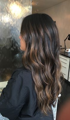 Highlights For Dark Brown Hair, Black Hair Balayage, Dark Hair With Highlights, Brunette Balayage Hair, Hair Color Ideas For Brunettes