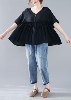 Beautiful black Blouse v neck wrinkled Vestidos De Lino blouse

 Materials used:cotton blended

Measurement:One size fits all for this item. Please make sure your size doesn't exceed this size: 4XL/BUST-120cm   
   
length 65cm / 25.35"
bust 120cm / 46.8"
Sleeve length 30cm / 11.7"



We ship worldwide.

Tracking numbers provided for all orders. Chiffon Summer Dress, Neck Wrinkles, Blouse Material, Stripe Silk, Grey Prints, Asymmetrical Design, Nike Outfits, Blouse Dress, Black Blouse