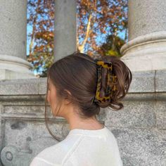 Best Bathroom Plants, Mahogany Hair, Big Bun Hair, Easy Hair Updos, Clip Hairstyles, Hair Claws, Boho Geometric, Boho Accessories, Cellulose Acetate