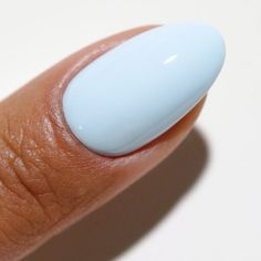 2534 Barefoot Sea Gel & Polish Duo by DND DC Pastel Blue Wedding Nails, Nail Color Vacation, Aquamarine Nail Color, Beach Nails Colors, Light Light Blue Nails, Beach Nails Gel Polish, Simple Beach Nails Gel, Dnd Milky Blue, Opi Light Blue Nail Polish