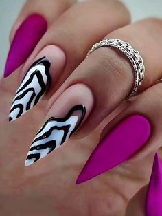 Monochromatic Nail Designs, Magenta Nails, Hot Nail Designs, Nail Goals, Sassy Nails, Diva Nails, Nagel Tips, Nail Swag