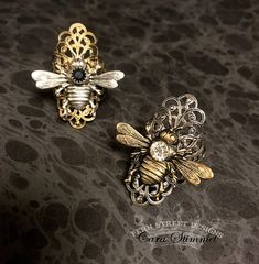 Bee Ring Filigree Ring Bee Jewelry Statement Ring Gift for Steampunk Bracelet, Full Finger Rings, Bee Bracelets, Dragonfly Bracelet, Bee Ring, Wrought Iron Gates, Bee Jewelry, Brass Band, Engagement Sets