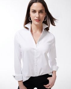 No-Iron Stretch Shirt - Chico's Capsule Wardrobe Work, How To Wear Leggings, Travel Capsule Wardrobe, Fashion Capsule Wardrobe, White Shirt Blouse, Iron Shirt, Stylish Clothes, Fashion Capsule, C Logo