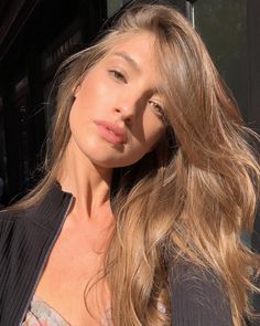 Cashmere Hair, Day In Nyc, Brown Wavy Hair, Peinados Hair Styles, Brown Hair Looks, Honey Hair, Hair Styles 2017, Hair Stylist Life