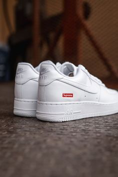 Very comfortable and good quality Supreme Air Force 1, Nike Air Force White, Supreme X Nike, White Air Force 1, White Air Forces, White Louis Vuitton, Nike Air Force 1 Low, Box Logo, Air Force 1 Low