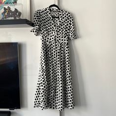 Button Up Dress In New Condition! Polka Dot Midi Dress With Buttons, Diane Von Furstenberg Dress, White Polka Dot Dress, Button Up Dress, Dot Dress, Polka Dot Dress, Von Furstenberg, Diane Von, White Polka Dot