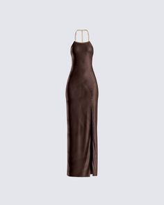 It’s not every day that someone is blessed with the presence of an actual goddess… give them that gift 😏 Be unforgettable in this brown satin, form-fitting gown with a front slit. Complete with a gold chain halter neckline and straps for an elevated look 🤎 Dark Brown Satin Dress, Finesse Dress, Brown Formal Dress, Brown Gown, Brown Dresses Formal, Brown Clothes, Baddie Dresses, Fuzzy Skirt, White Corset Dress