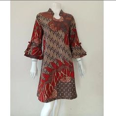 model baju batik kerja wanita model baju batik kantor wanita berjilbab modern- model baju batik kerja wanita elegan- model baju batik kerja guru- seragam batik kantor modern- model baju batik atasan wanita lengan panjang modern- model batik kerja terbaru- model baju batik dinas guru wanita terbaru- model baju batik kerja wanita tunik- model jahitan baju batik wanita terbaru- model atasan batik wanita elegan- model baju batik kerja wanita modern- model baju batik kerja wanita- model baju batik ke Tunik Batik Kombinasi, Model Dress Batik, Mode Batik, Outer Batik, Batik Dress Modern, Batik Kombinasi, Kameez Designs, Dress Batik