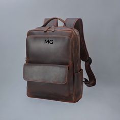 Christmas Day Special offer Flat 70% Off With Free Shipping  ✍✍Free Personalization  Free Gift Wrapping Free Shipping 🎉🎉 HURRY UP ORDER NOW AND GET YOUR ORDER BEFORE CHRISTMAS  🔰 FEATURES: ◾ Unisex Backpack ◾ Made in Full-grain Leather, Excellent Quality ◾ Brown Vintage Color ◾ Padded pocket for laptop in the main compartment ◾ Antique Brass Hardware ◾ YKK Zippers ◾ 2 Pen Holder Slot ◾ Phone Holder and card Holder Slot ◾ Interior Zipper Pocket  ◾ Cotton Lining 🔦Material: Cowhide Genuine Leat Hipster Christmas, Hipster Backpack, Backpack College, Handmade Leather Backpack, Leather Backpack For Men, Backpack Hiking, Timeless Bags, Leather Laptop Backpack, Brown Leather Backpack