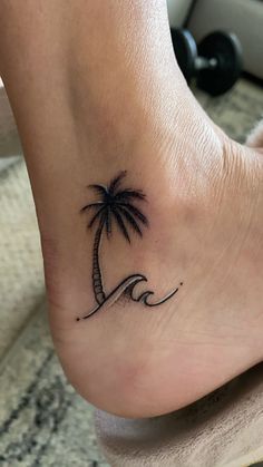 50 Best Small Travel Tattoos Ideas That Will Inspire Inner Wanderers | Unique & Cute Travel Tattoo Ideas Small Travel Tattoos, Tattoo Ideas Travel, Beach Theme Tattoos, Watercolor Bike, Tattoos For Women Unique, Beach Inspired Tattoos, Small Beach Tattoos, Beachy Tattoos, Beach Tattoos