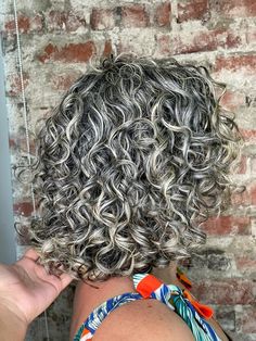 Haircut Ideas, Curly Girl, Hair Tips, Grey Hair, Hair Dos, Me Time, Naturally Curly, Hair Hacks, Curly Hair